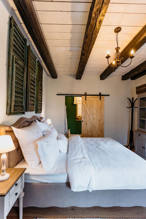 Hotel Anna Draga à Colun Extérieur photo